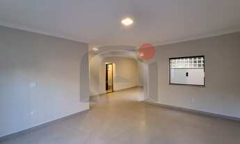 Imagem 6: SOBRADO EM EXCELENTE LOCALIZAÇÃO EM BAIRRO TRANQUILO E ARVORIZADO