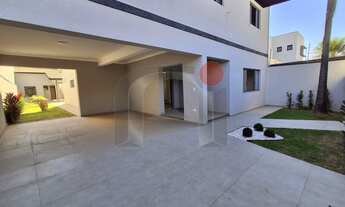 Imagem 2: SOBRADO EM EXCELENTE LOCALIZAÇÃO EM BAIRRO TRANQUILO E ARVORIZADO