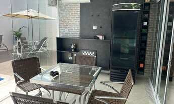 Imagem 3: 3 dormitórios, 3 suíte, 4 vagas na garagem, 240M² de Área Construída