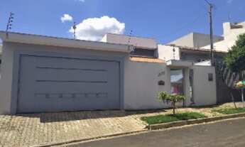 Imagem 3: 3 dormitórios, 1 suítes, 1 vaga na garagem