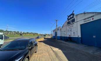 Imagem: 610M² de Área Construída