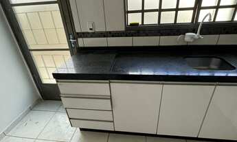 Imagem 6: 2 dormitórios, 1 vaga na garagem, 70M² de Área Construída