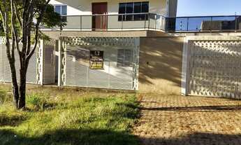 Imagem 2: 4 dormitórios, 1 suítes, 4 banheiro, 263M² de Área Construída