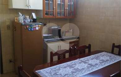 Imagem 6: 4 dormitórios, 1 suítes, 3 banheiro, 22 vagas na garagem, 284M² de Área Construída