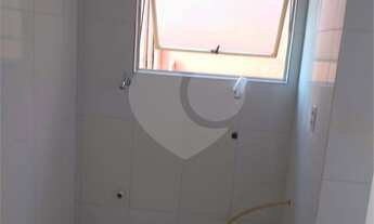 Imagem 4: 3 dormitórios, 1 banheiros, 1 vaga na garagem, 79M² de Área Construída, 259M² de Área Tota