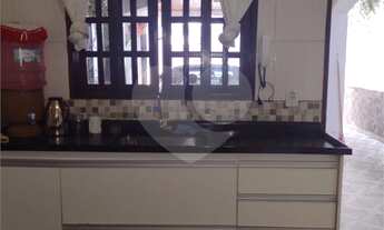 Imagem 7: 4 dormitórios, 2 banheiro, 2 vagas na garagem, 152M² de Área Construída, 292M² de Área Tot