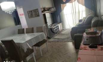 Imagem: 3 dormitórios, 1 suítes, 2 banheiro, 2