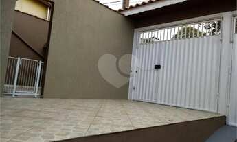 Imagem: 4 dormitórios, 1 suítes, 4 banheiro, 5