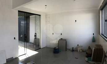 Imagem 2: 3 dormitórios, 2 banheiro, 1 vaga na garagem, 100M² de Área Construída, 150M² de Área Tota