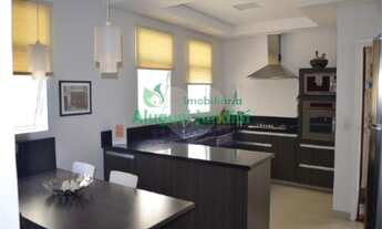 Imagem 4: 4 dormitórios, 4 suíte, 5 banheiro, 3 vagas na garagem, 390M² de Área Construída