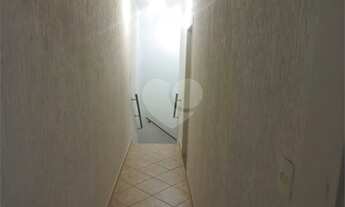 Imagem 7: 2 dormitórios, 1 suítes, 2 banheiro, 2 vagas na garagem, 199M² de Área Construída