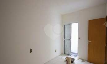 Imagem 2: 2 dormitórios, 2 banheiro, 1 vaga na garagem, 96M² de Área Construída, 117M² de Área Total