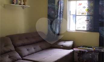 Imagem 2: 3 dormitórios, 2 banheiro, 2 vagas na garagem, 109M² de Área Construída, 156M² de Área Tot