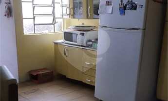 Imagem 6: 3 dormitórios, 2 banheiro, 2 vagas na garagem, 109M² de Área Construída, 156M² de Área Tot