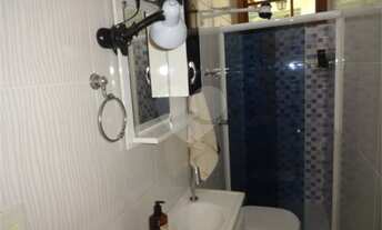 Imagem 7: 2 dormitórios, 2 banheiro, 6 vagas na garagem, 160M² de Área Construída, 250M² de Área Tot