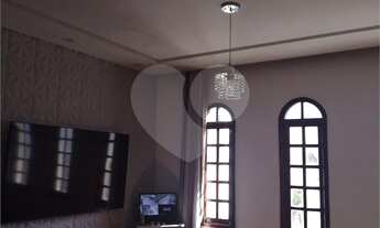 Imagem 3: 4 dormitórios, 2 banheiro, 2 vagas na garagem, 152M² de Área Construída, 292M² de Área Tot