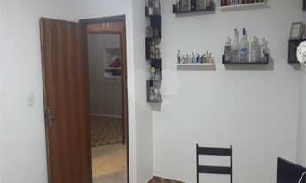 Imagem 4: 3 dormitórios, 1 suítes, 3 banheiro, 4 vagas na garagem, 150M² de Área Construída