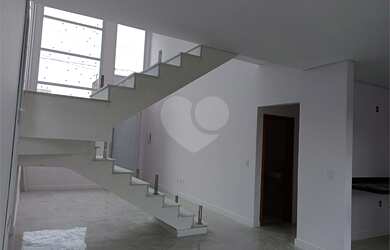 Imagem 6: 3 dormitórios, 3 suíte, 4 banheiro, 2 vagas na garagem, 179M² de Área Construída