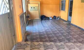 Imagem 5: 4 dormitórios, 3 banheiro, 5 vagas na garagem, 262M² de Área Construída, 307M² de Área Tot