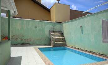 Imagem: 5 dormitórios, 3 suíte, 4 banheiro, 8