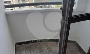 Imagem: 2 dormitórios, 1 banheiros, 1 vaga na garagem