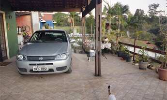 Imagem: 3 dormitórios, 2 banheiro, 2 vagas na garagem