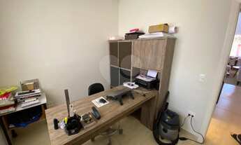 Imagem 2: 4 dormitórios, 2 suíte, 3 banheiro, 5 vagas na garagem, 1013M² de Área Construída