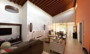 Imagem 6: 4 dormitórios, 2 suíte, 3 banheiro, 5 vagas na garagem, 1013M² de Área Construída