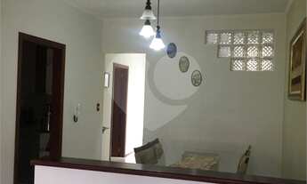 Imagem 6: 4 dormitórios, 2 suíte, 2 banheiro, 5 vagas na garagem, 200M² de Área Construída