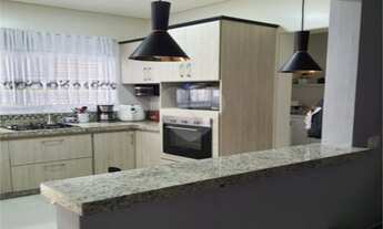 Imagem: 3 dormitórios, 1 suítes, 3 banheiro, 5