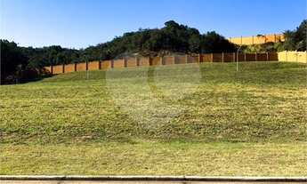 Imagem: 572M² de Área Construída, 572M² de Área