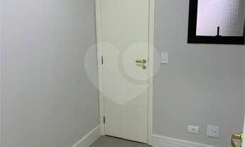 Imagem 5: 3 dormitórios, 1 suítes, 1 banheiros, 2 vagas na garagem, 136M² de Área Construída