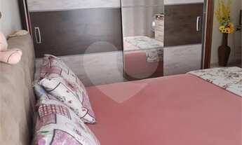 Imagem 2: 2 dormitórios, 2 banheiro, 3 vagas na garagem, 75M² de Área Construída, 165M² de Área Tota