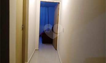 Imagem 2: 2 dormitórios, 1 suítes, 2 banheiro, 2 vagas na garagem, 140M² de Área Construída