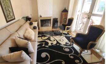 Imagem 4: 4 dormitórios, 1 suítes, 4 banheiro, 4 vagas na garagem, 350M² de Área Construída