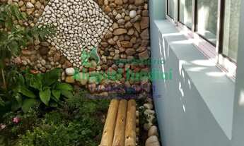 Imagem 7: 3 dormitórios, 2 vagas na garagem, 250M² de Área Construída