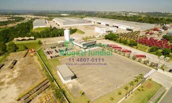 Imagem 5: 33 vagas na garagem