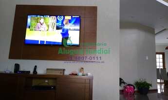 Imagem 2: 3 dormitórios, 1 suítes, 2 vagas na garagem, 211M² de Área Construída