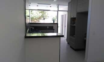 Imagem 3: 5 dormitórios, 4 suíte, 7 banheiro, 8 vagas na garagem