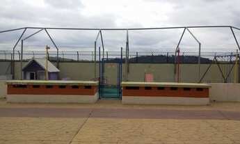 Imagem 2: 3 dormitórios, 1 suítes, 2 banheiro, 2 vagas na garagem, 88M² de Área Construída