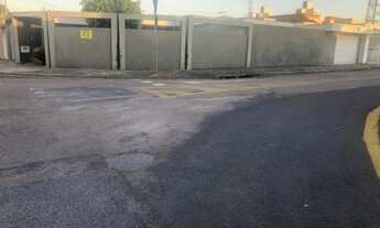 Imagem: 4 dormitórios, 3 banheiro, 4 vagas na garagem