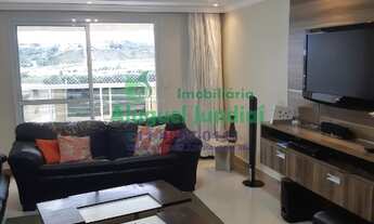 Imagem 4: 3 dormitórios, 1 suítes, 3 banheiro, 4 vagas na garagem, 180M² de Área Construída