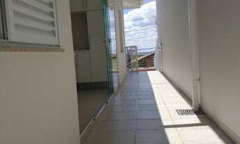 Imagem 3: 3 dormitórios, 1 suítes, 2 banheiro, 4 vagas na garagem, 146M² de Área Construída