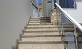 Imagem 2: 3 dormitórios, 1 suítes, 2 banheiro, 4 vagas na garagem, 146M² de Área Construída