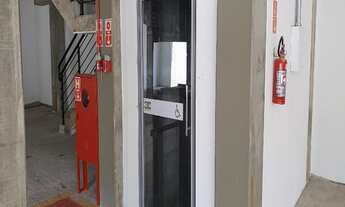 Imagem 5: 8 banheiro, 70 vagas na garagem