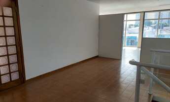 Imagem 2: Sala Comercial no bairro Vianelo em Jundiaí, PISO SUPERIOR, acesso por escada. Frente p