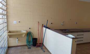 Imagem 7: Sala Comercial no bairro Vianelo em Jundiaí, PISO SUPERIOR, acesso por escada. Frente p