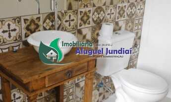 Imagem 5: Chácara para Locação com 3dormitórios, sendo 1 suíte, lavabo, 2 salas, cozinha 5 banheiros