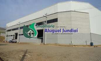 Imagem: 2 banheiro, 10 vagas na garagem