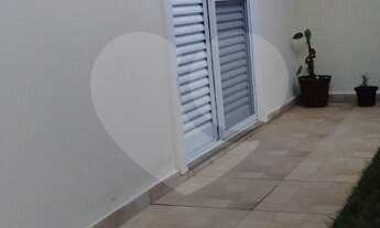 Imagem 2: 3 dormitórios, 1 suítes, 3 banheiro, 2 vagas na garagem, 171M² de Área Construída